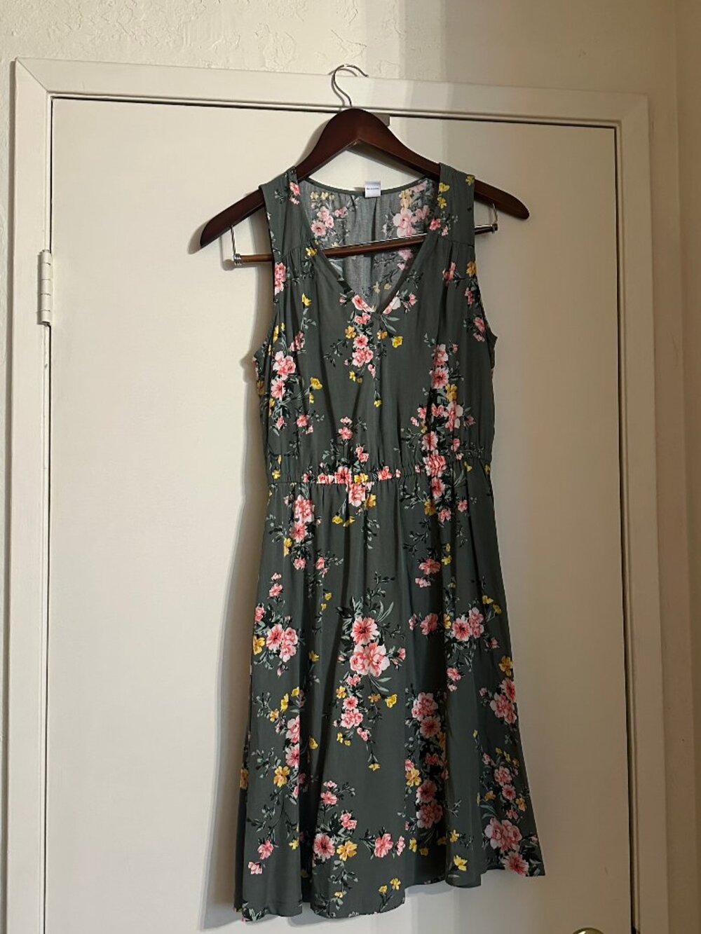 Old Navy green floral dress, size small